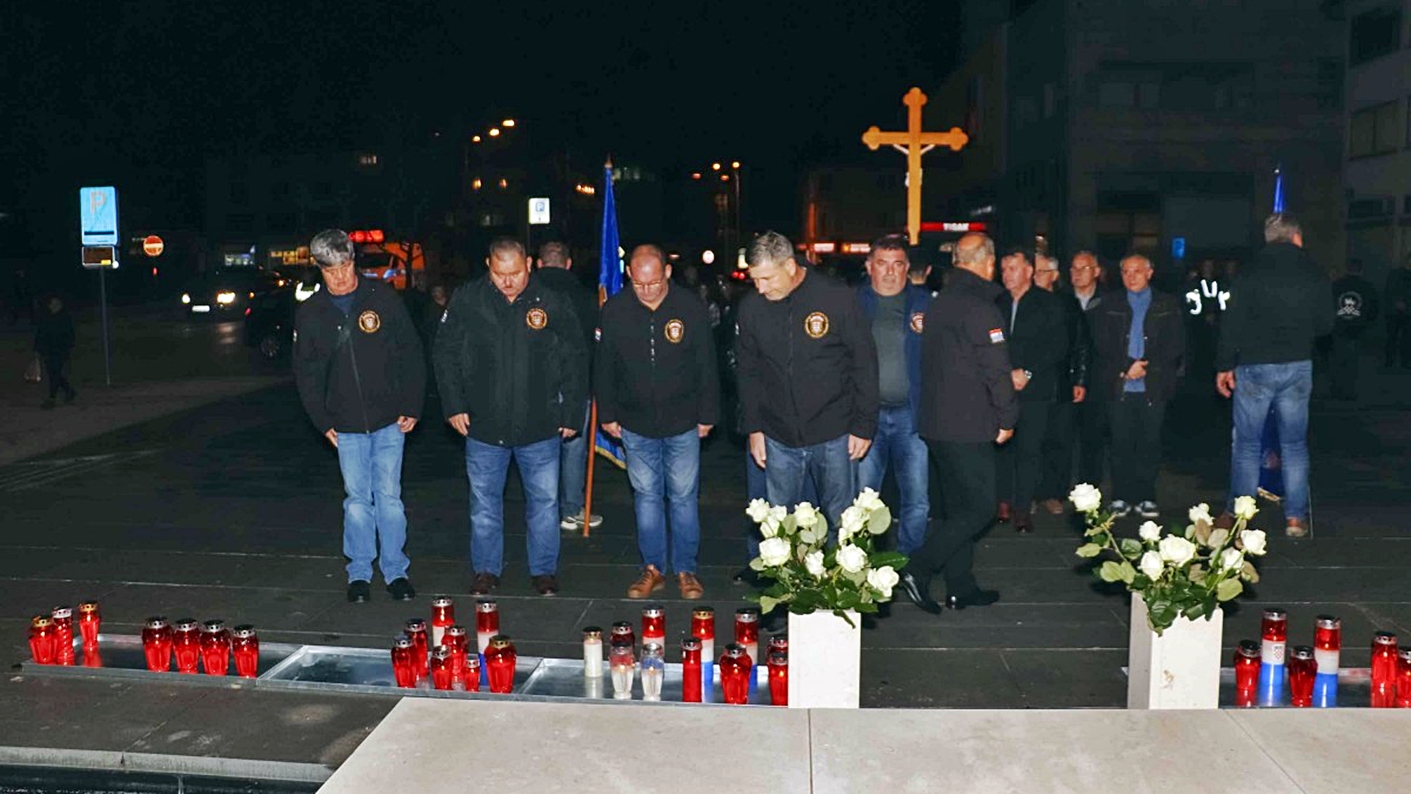 Dan sjećanja – S tihim dostojanstvom Ivanec se sjeća žrtava Domovinskog rata, posebno Vukovara i Škabrnje
