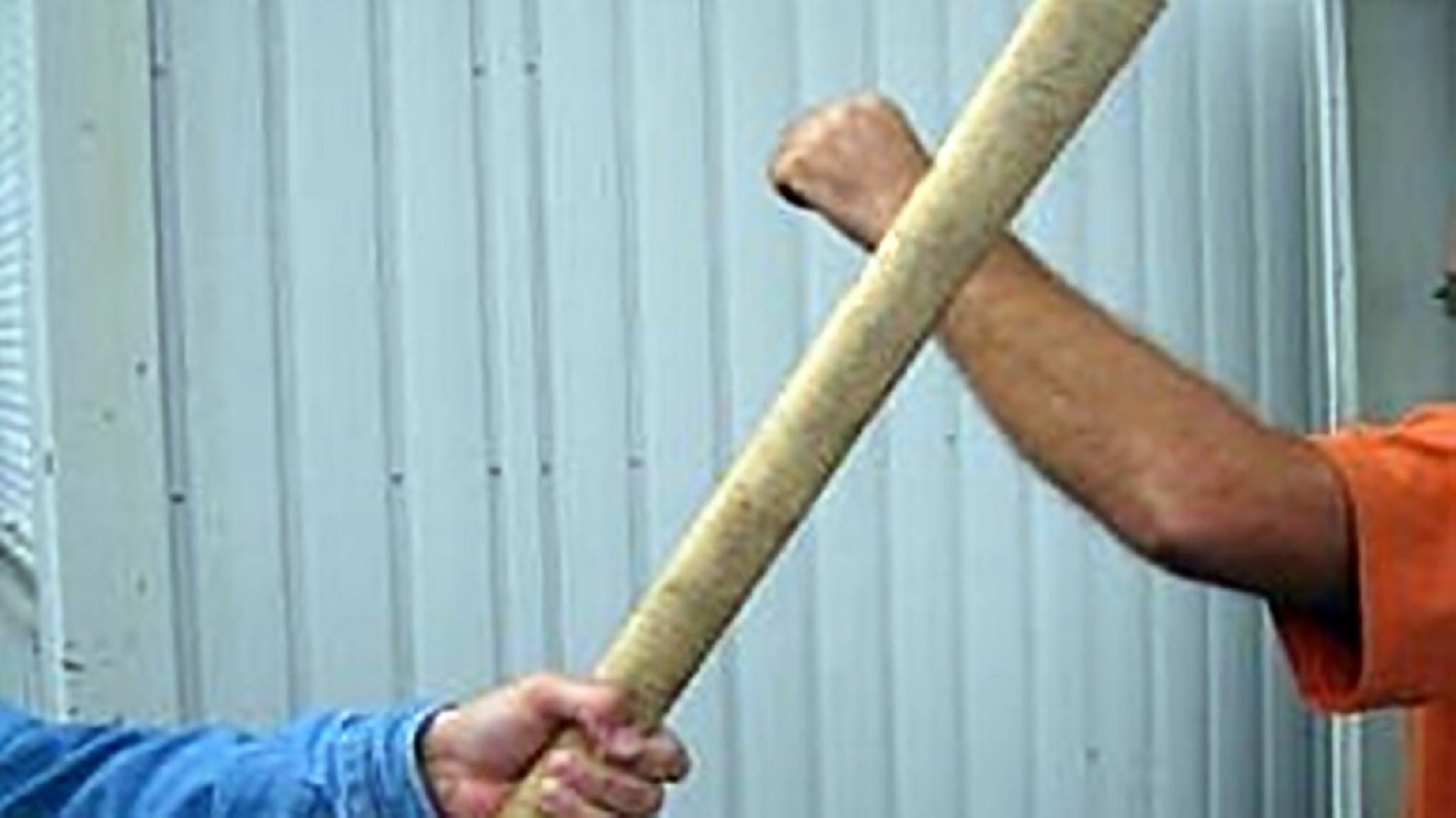 RAZBOJNICI Tri mladića napala 4.