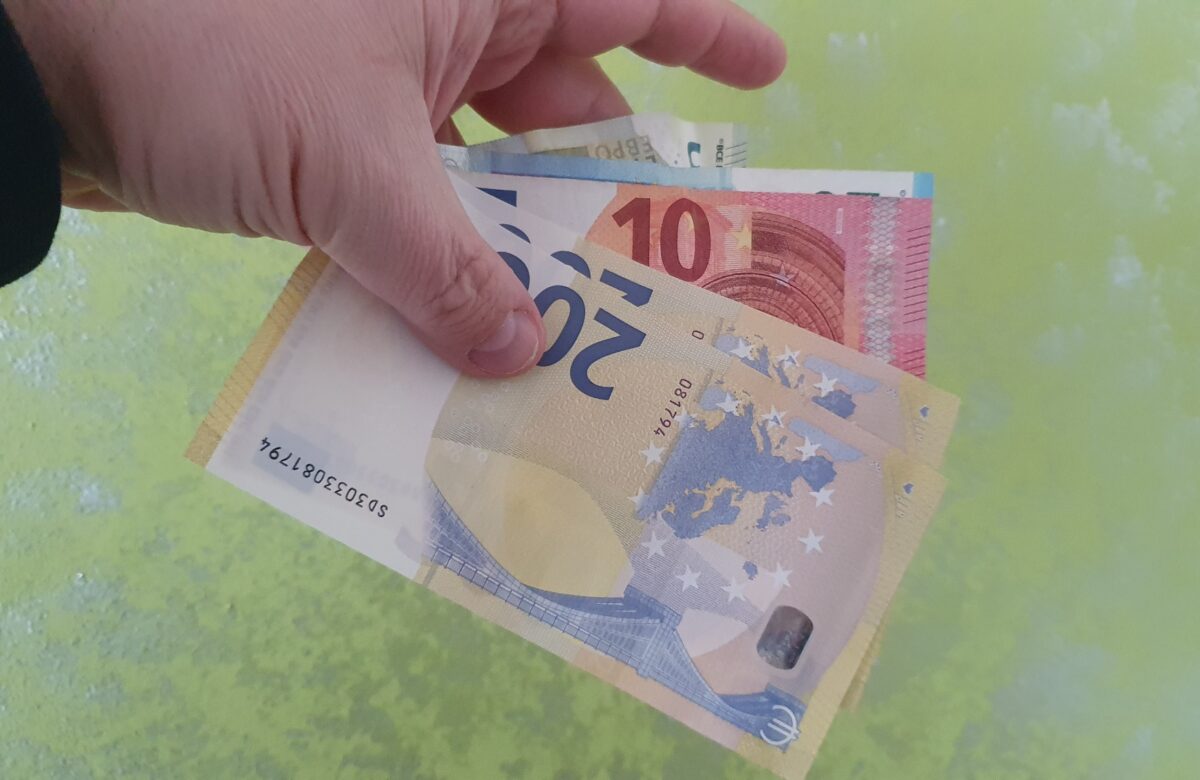 Plaće u godinu dana u Hrvatskoj porasle za 144 eura. Evo kako stojimo u odnosu na ostatak Europe