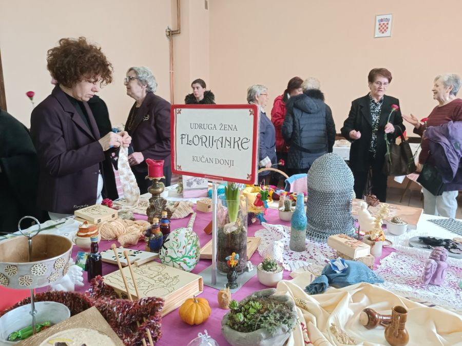 “Kaj se ženske roke moreju”