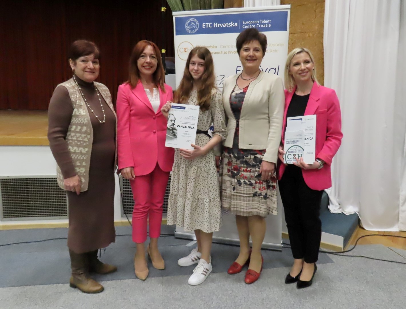 Djeca i mladi oduševili na 3. Smotri kajkavskog pjesništva