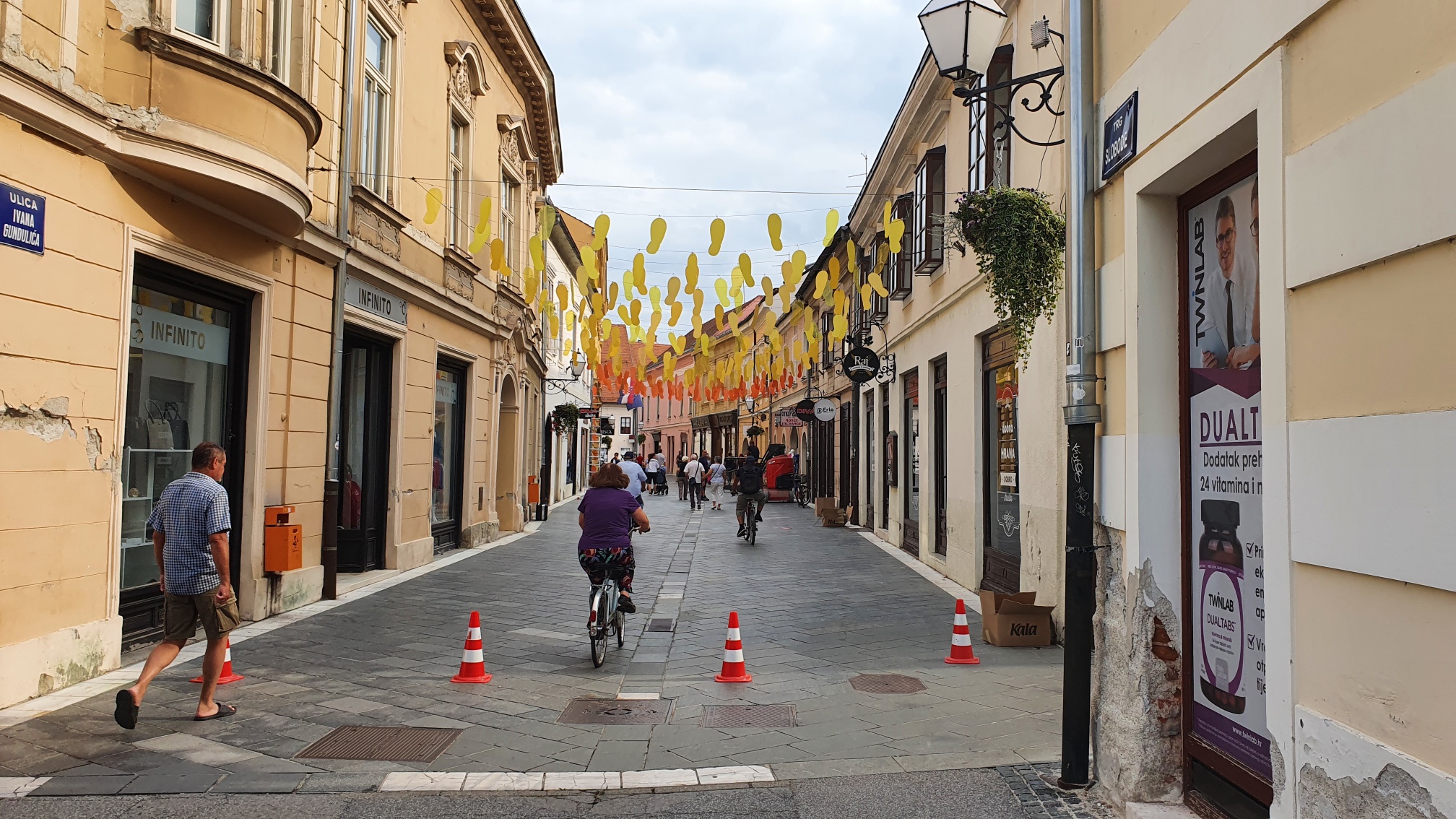 BOSILJ ODLUČIO Trgovine i štandovi mogu raditi i nedjeljom