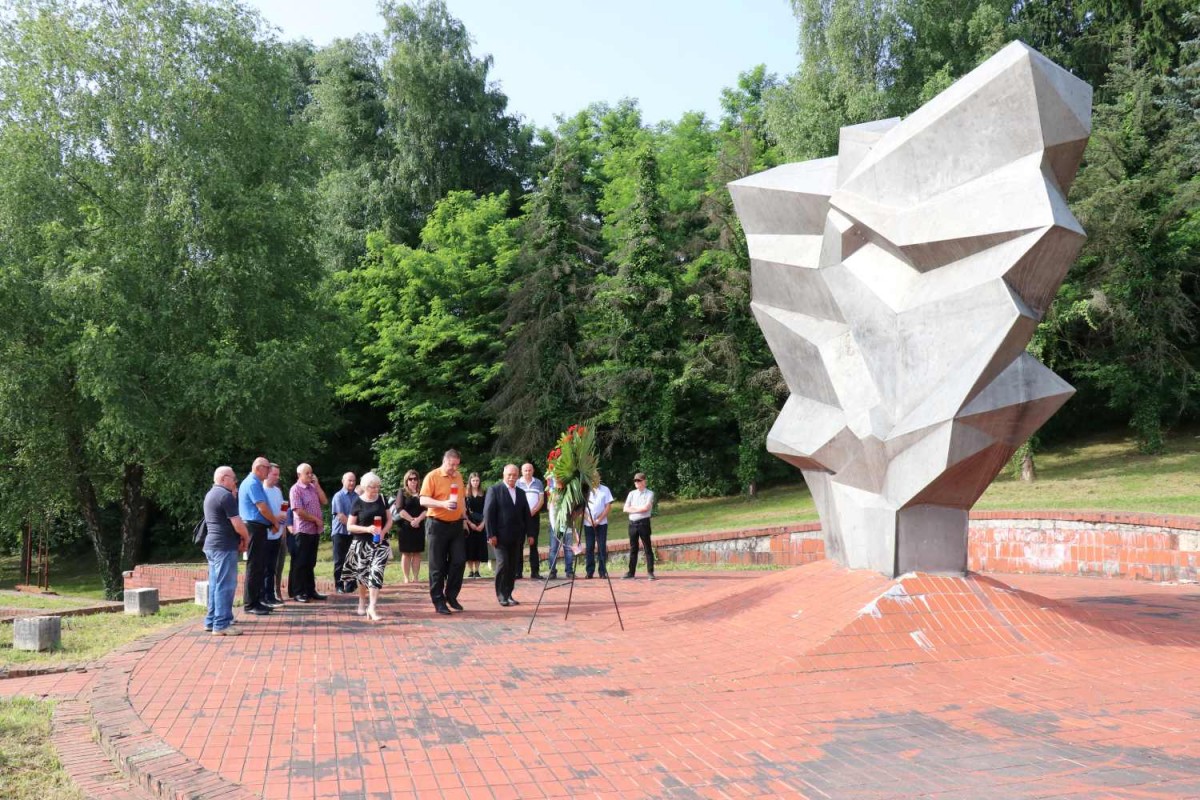 Povodom Dana antifašističke borbe odana počast žrtvama fašizma