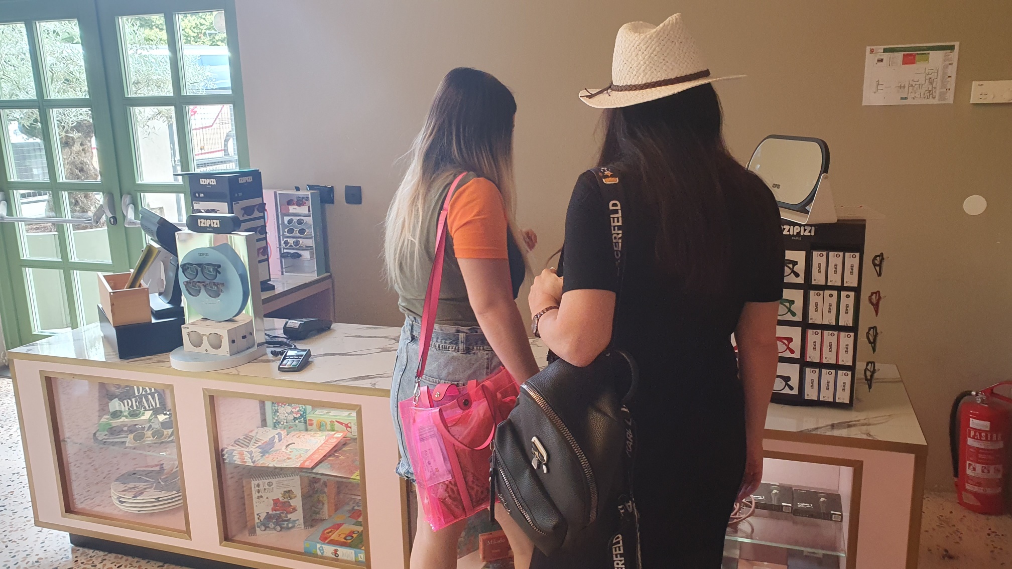 Koliko Hrvata kupuje “lažnjake”?!