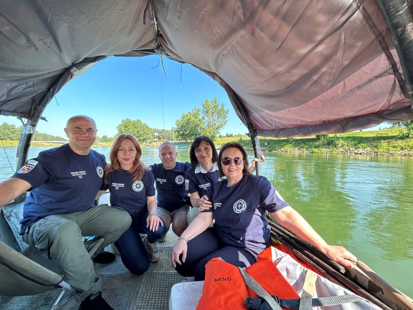 Varaždinski branitelji Dravom krenuli prema Vukovaru u spomen na poginule kolege