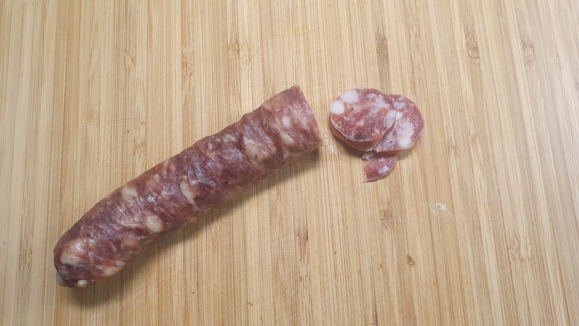 Iz trgovina se povlači poznata kobasica