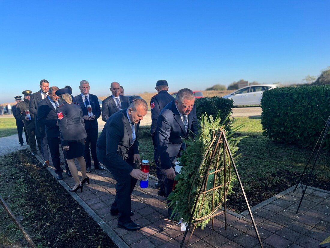 Župani kod spomen obilježja u Jarmini odali počast poginulim “Rodama”