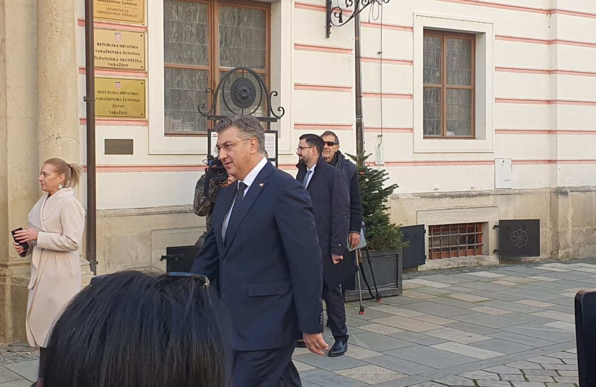 Premijer Plenković stigao u Varaždin. Dugo ga se čekalo…