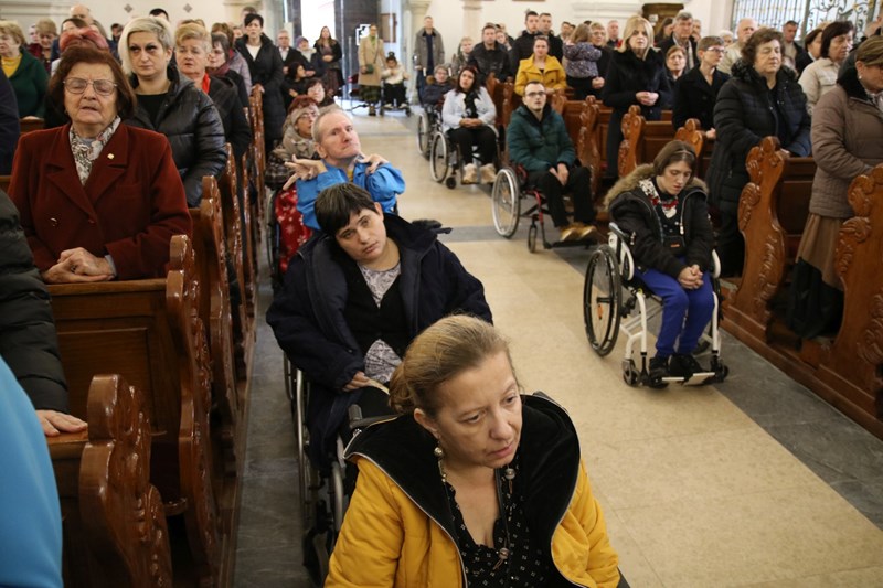 Misa za osobe s invaliditetom u varaždinskoj katedrali