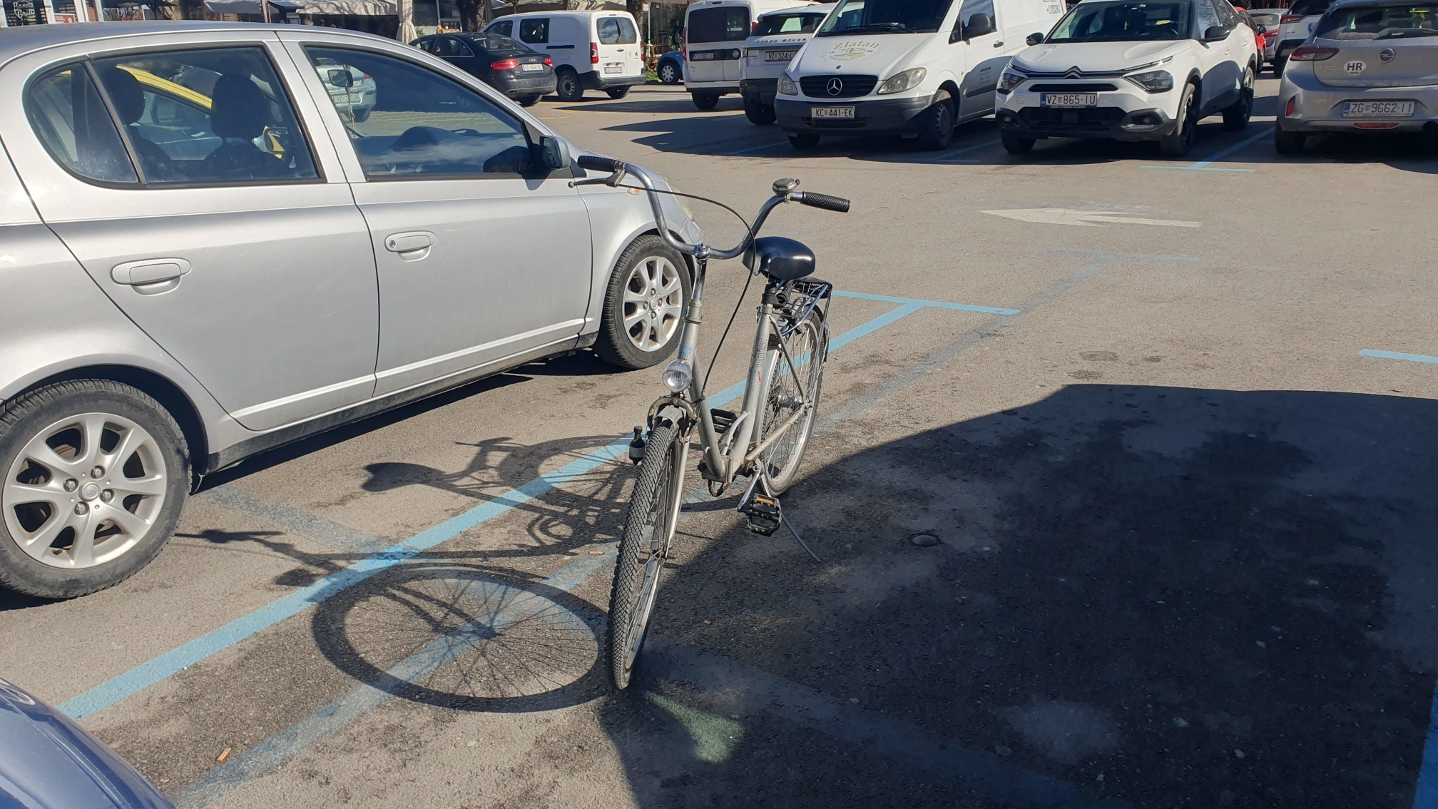 Ukraden skupi bicikl u središtu Varaždina