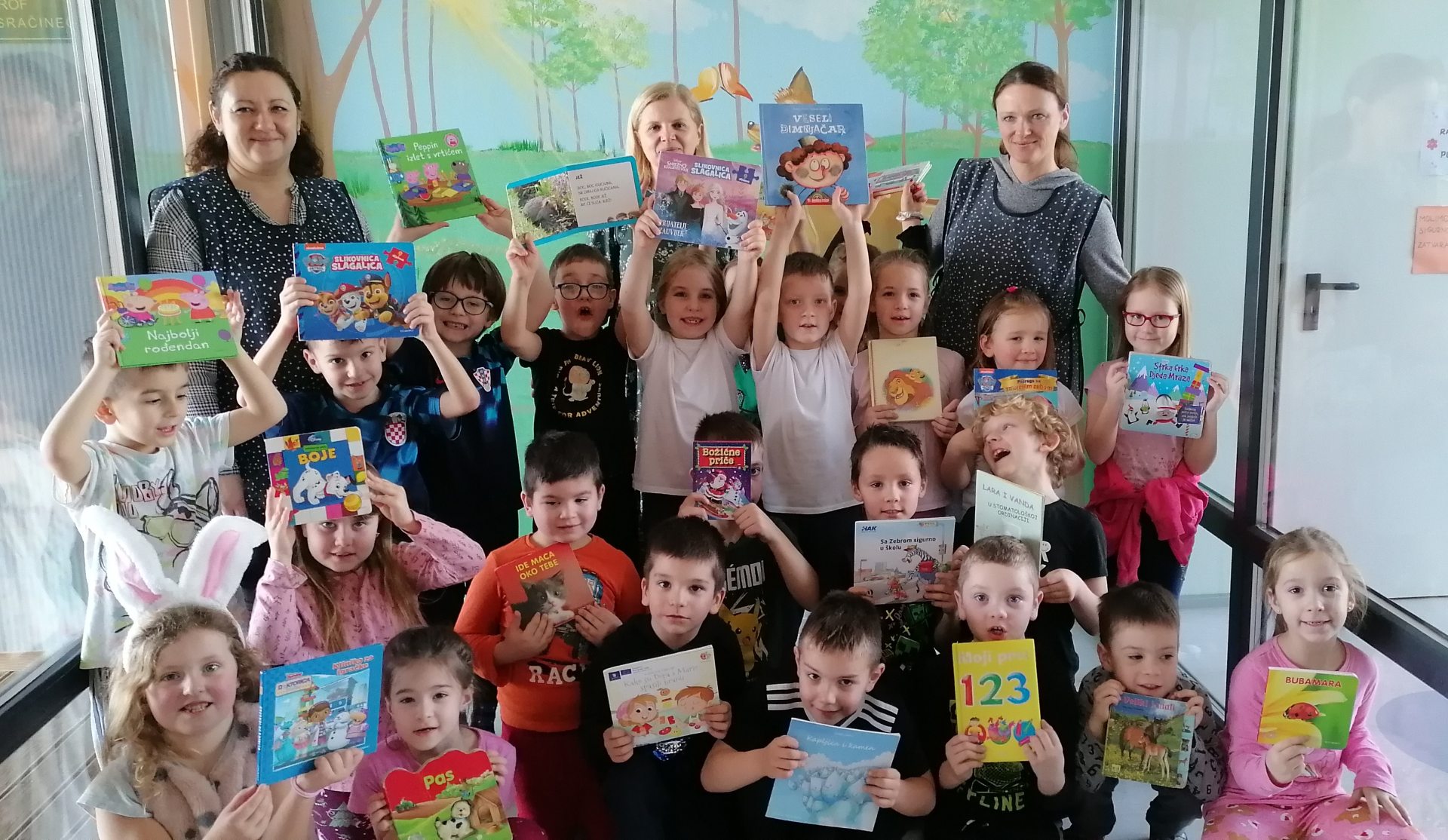 Akcija DV Bambi Sračinec – “Svoju knjigu daruj, tuđe srce obraduj”