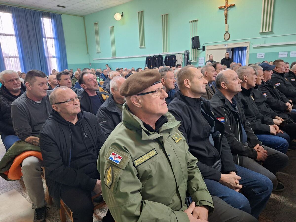 Predstavljanje projekta „Tragovima lokalnog i nacionalnog identiteta“