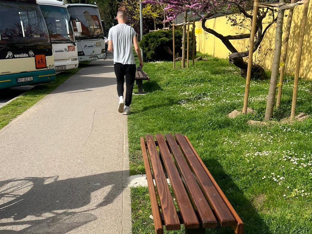 PO ŽELJI UČENIKA Uređena šetnica uz Autobusni kolodvor