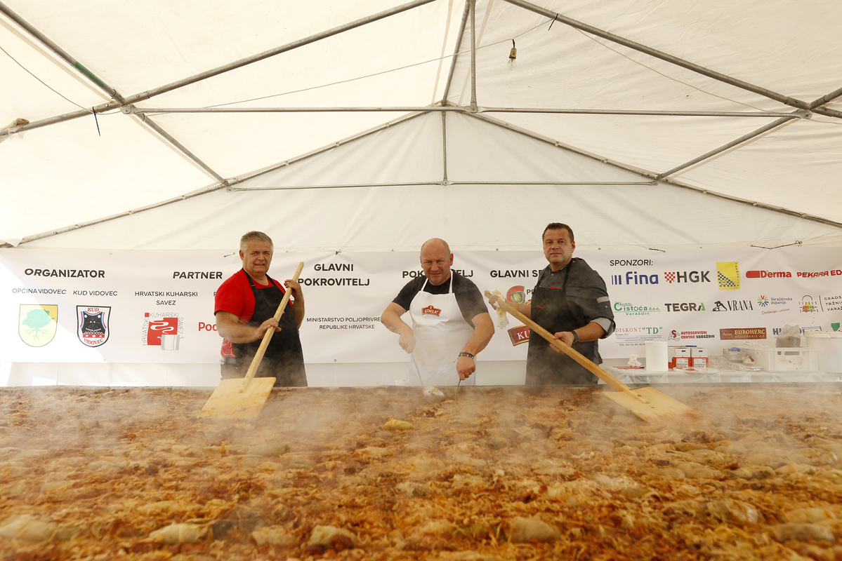 U Vidovcu svečano otvorena 26. Zeljarijada