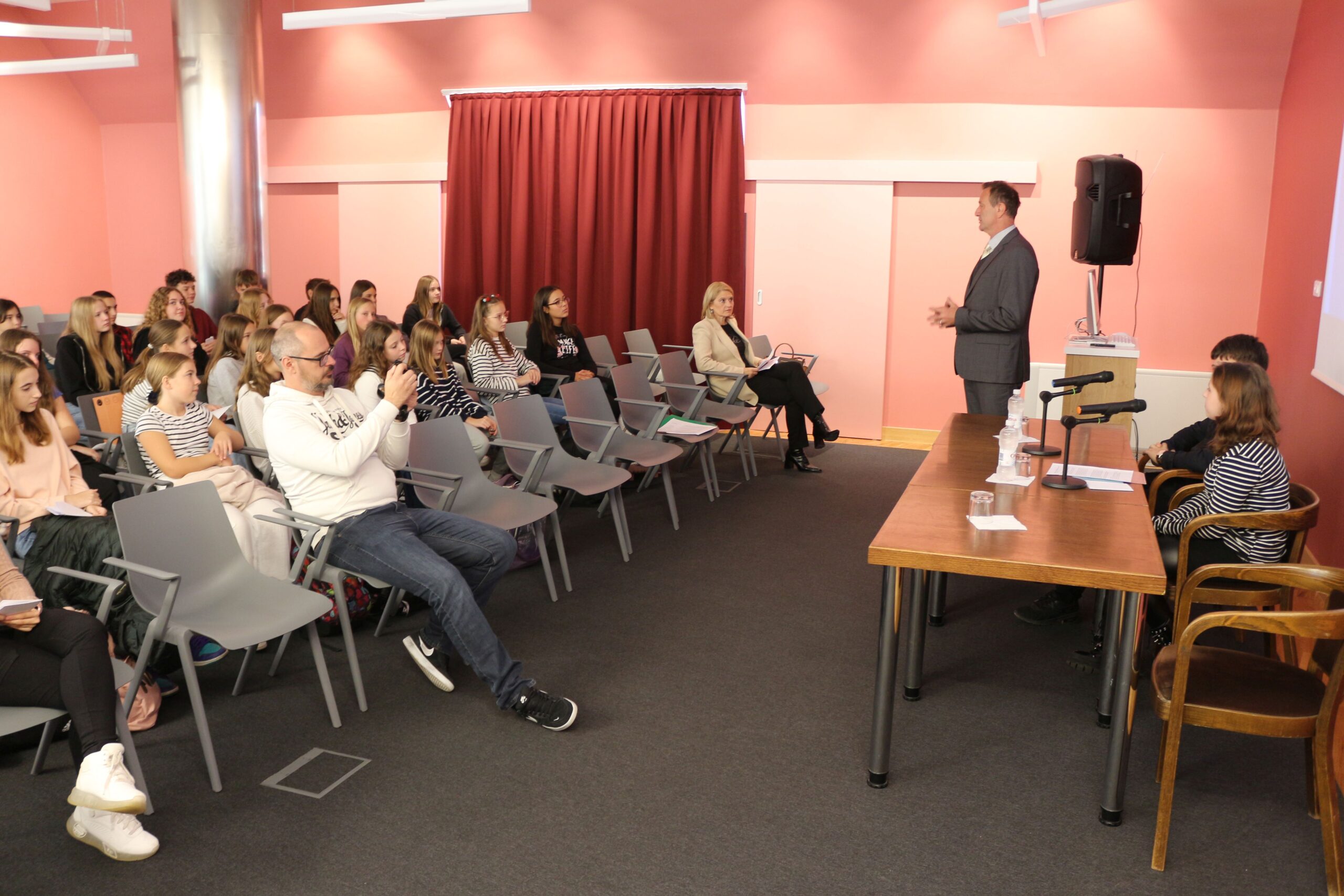 Susret djece i gradonačelnika Bosilja