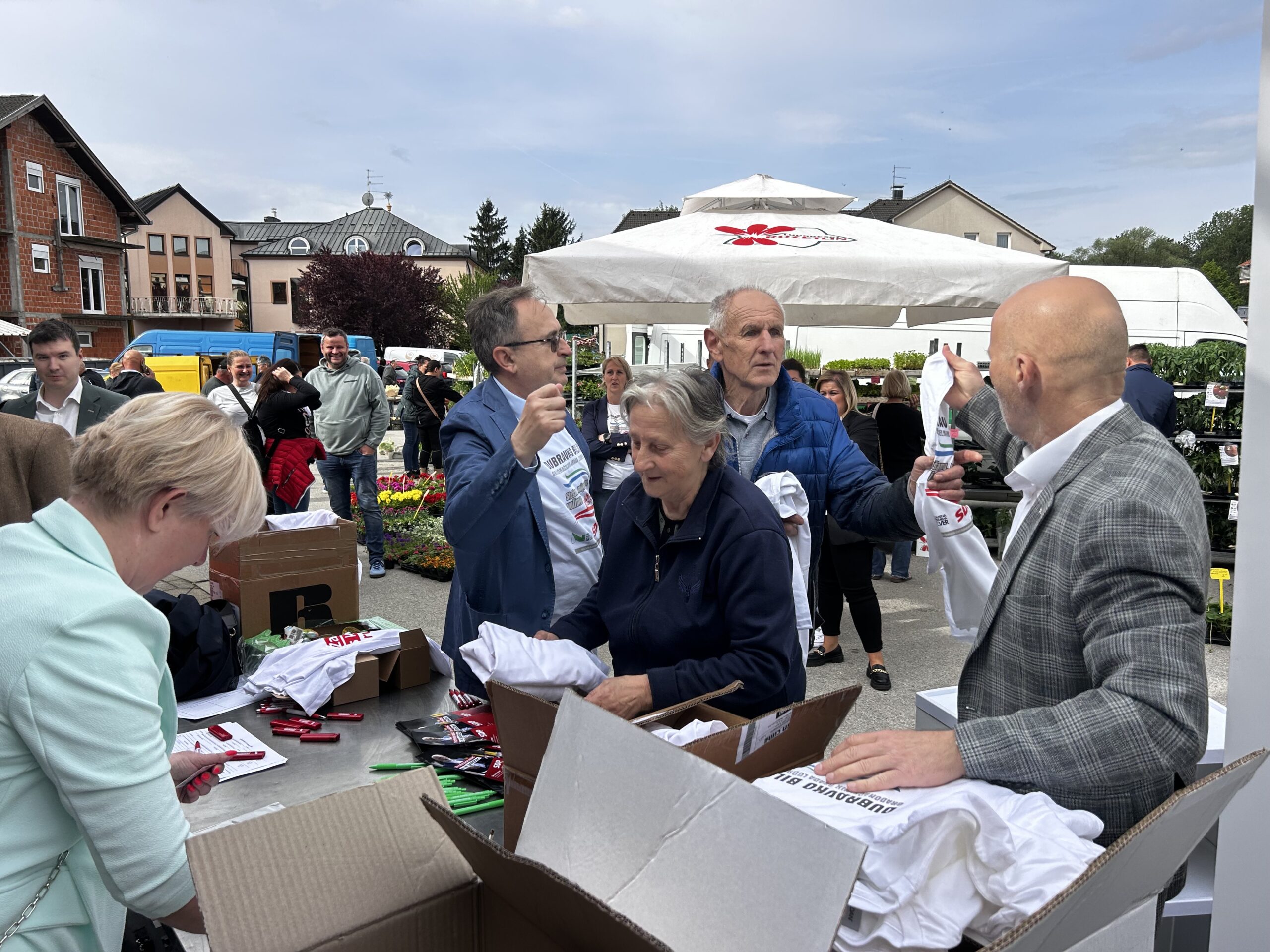 Ister i Bilić prikupljali potpise u Ludbregu. Ister: „Ludbreški kraj više neće biti zaboravljen“