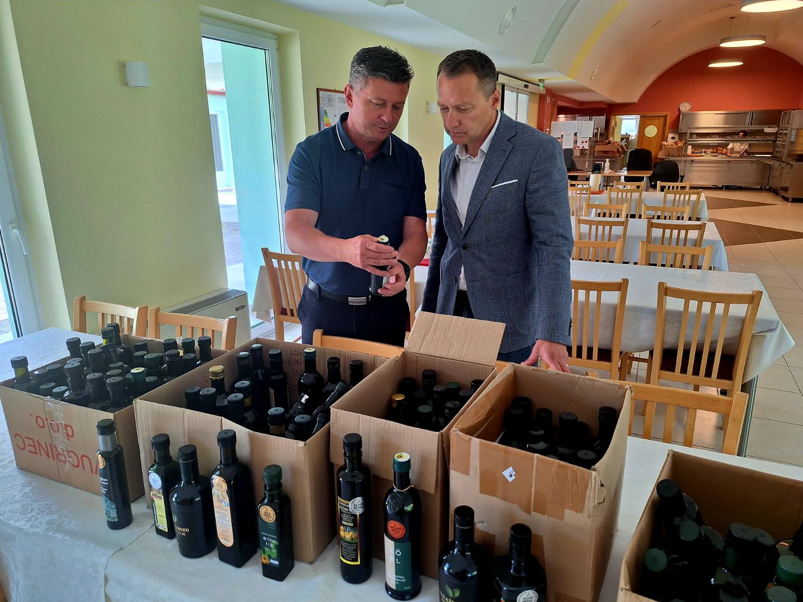 Bučina ulja s izložbe Alpe-Adria donirana Caritasovoj pučkoj kuhinji