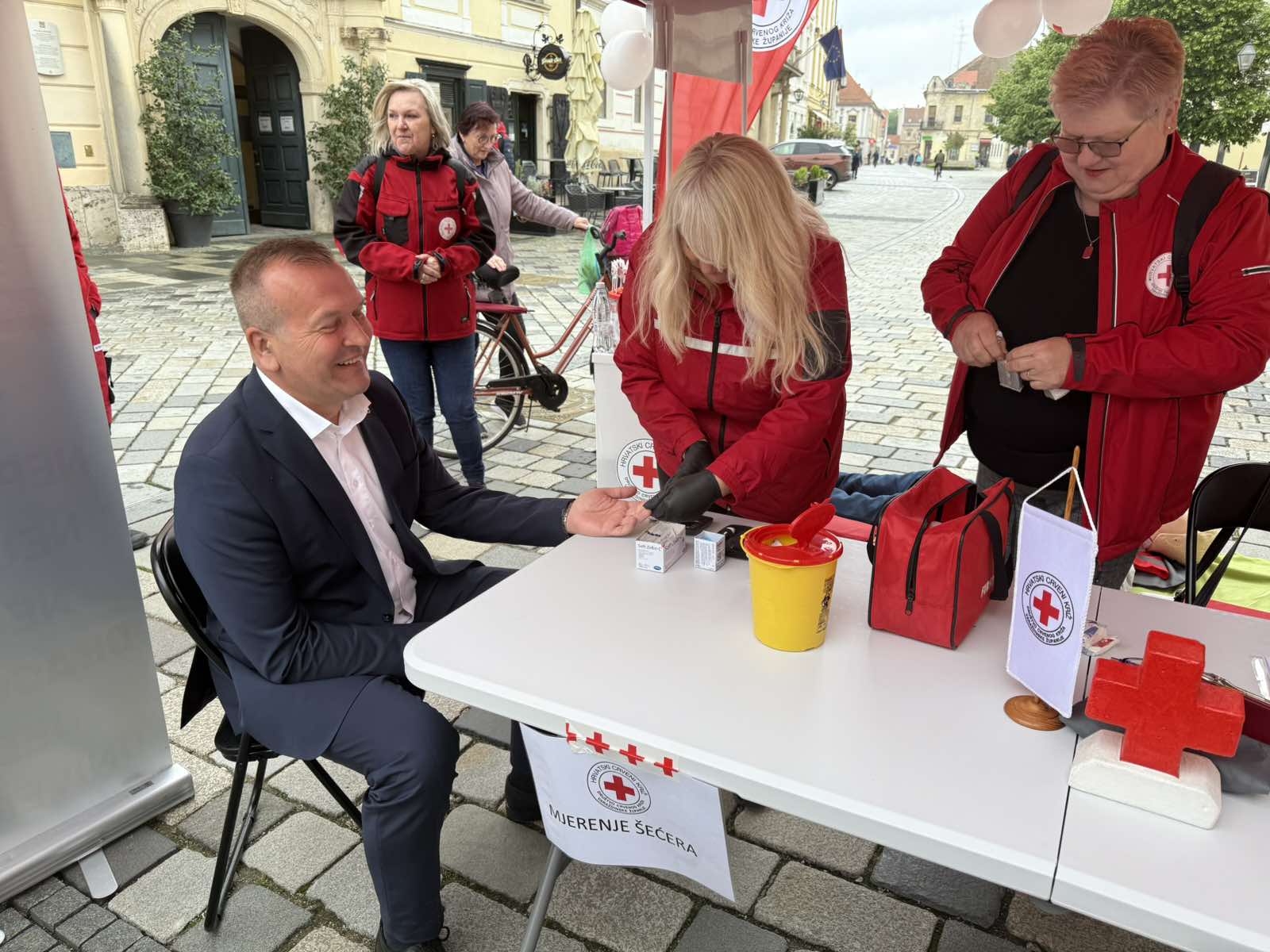 Svjetski dan Crvenog križa i Crvenog polumjeseca