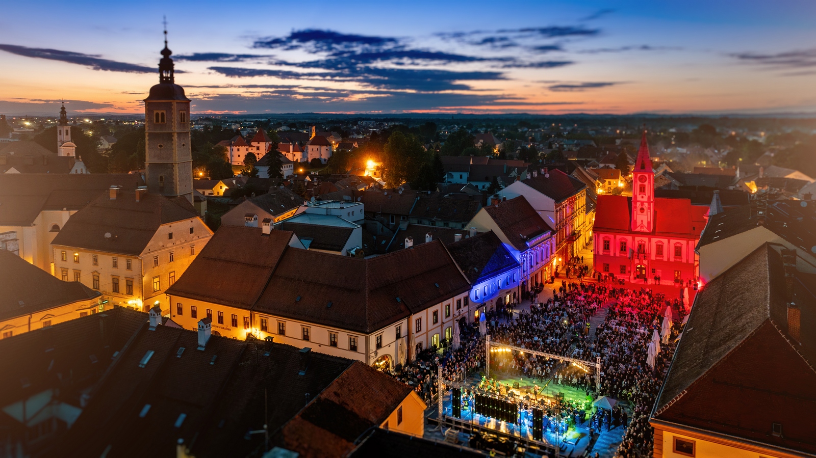 Vrhunskim koncertom „Orkestra sto violina“ Koncertni ured Varaždin proslavio trideset godina postojanja