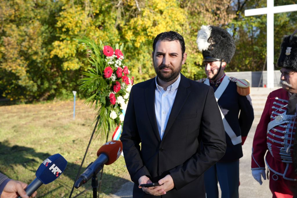 Kod Spomen križa u Dravskoj park šumi odana počast žrtvama likvidacija Drugog svjetskog rata i poraća