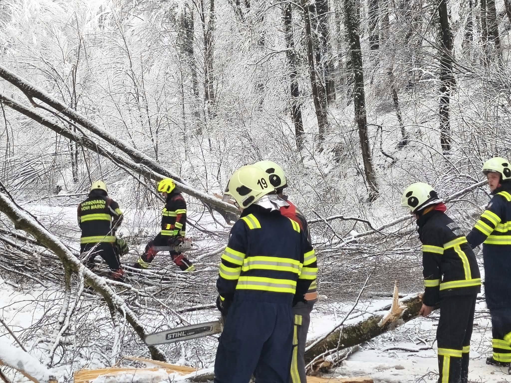 Obilan snijeg i niske temperature: Žurne službe bez povećanog broja intervencija