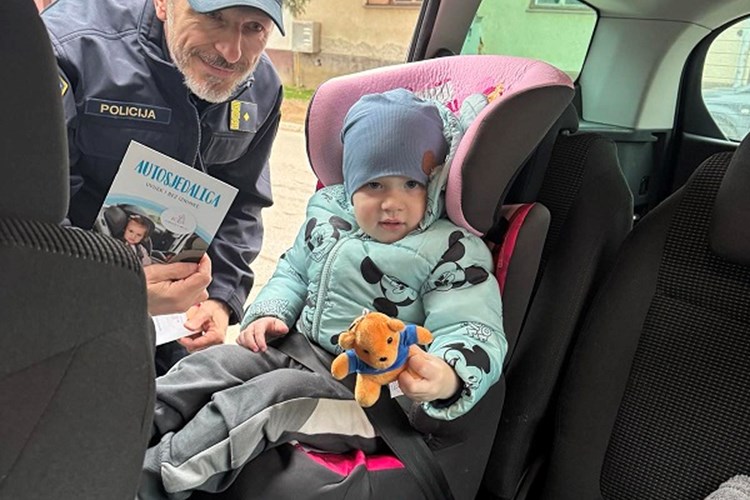 Polilicija utvrdila 18 slučajeva nepropisnih prijevoza djece