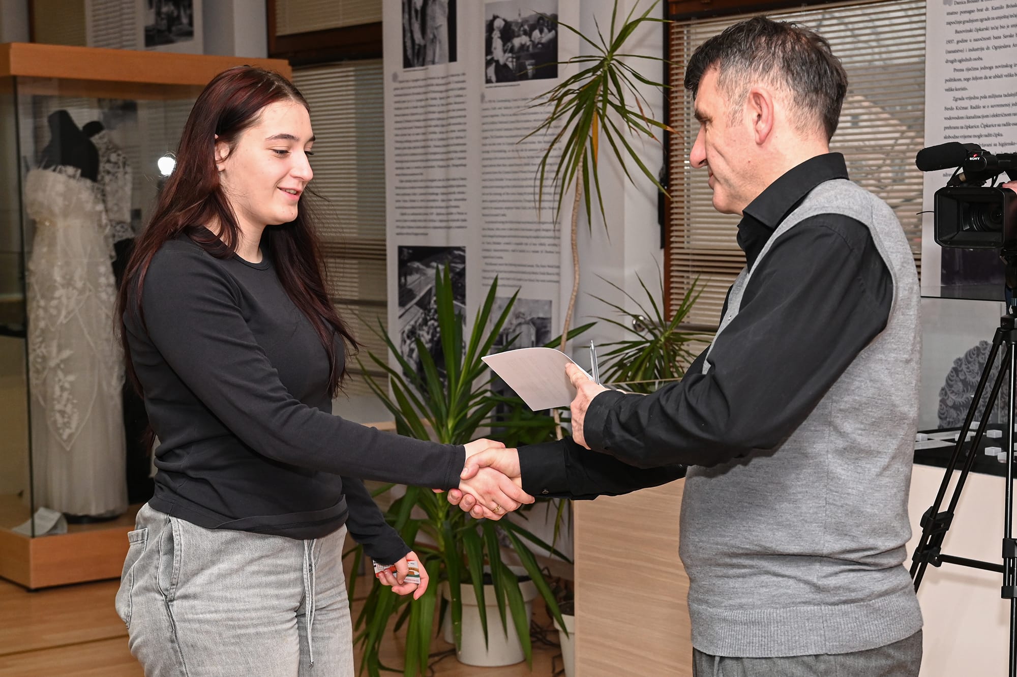 Potpisani ugovori o dodjeli studentskih stipendija u Lepoglavi