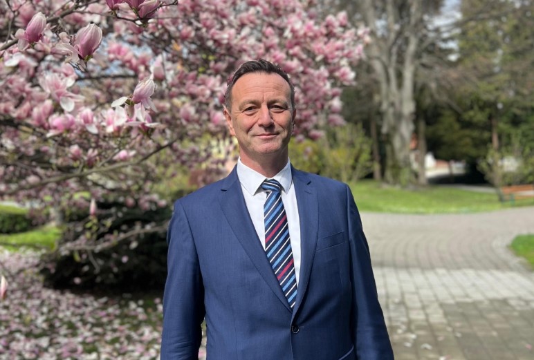 Uskrsna čestitka gradonačenika Varaždina Nevena Bosilja