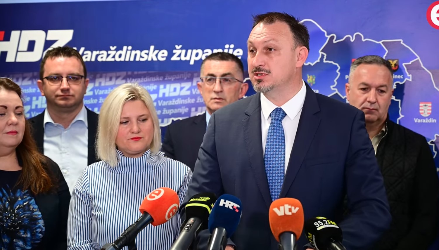 HDZ – ova KONFERENCIJA Jenkač: “Ako Varkom ima novaca, zašto povećavamo cijenu vode?”