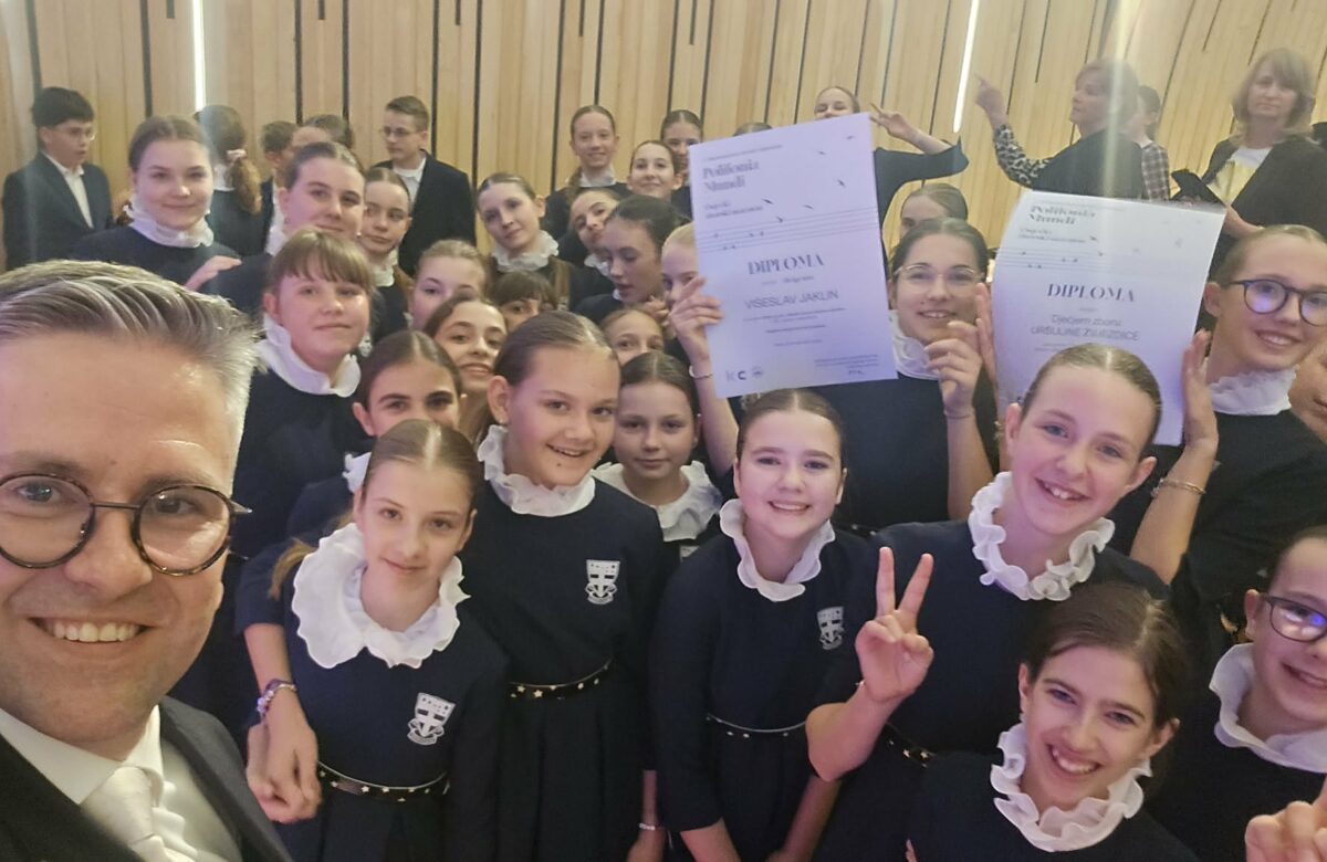 Čestitka „Uršulinim zvjezdicama“