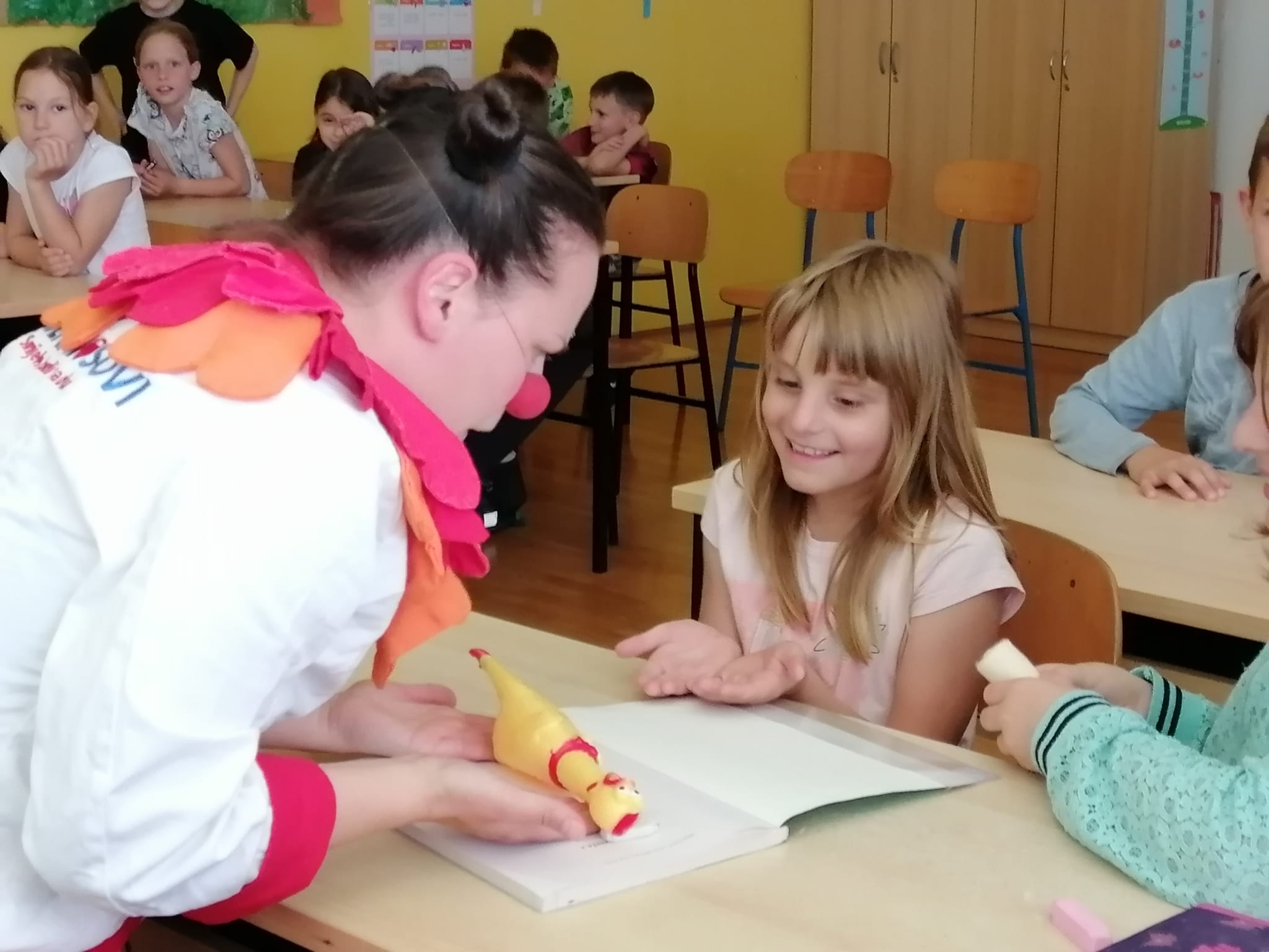 Varaždinski školarci kroz radionice “Crvenih nosova” učili kako male geste mogu promijeniti nečiji najteži dan