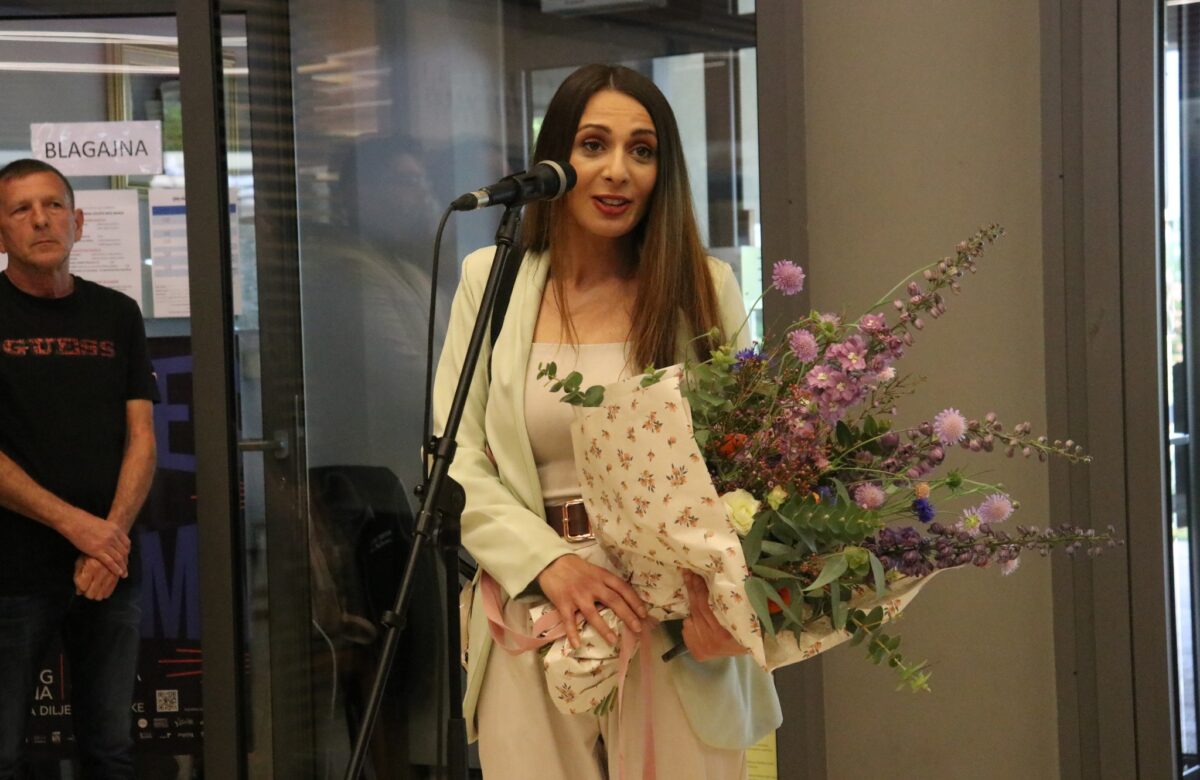 U Kulturnom centru “Ivan Rabuzin” u Novom Marofu otvorena izložba “Vidiš li me? I ja mogu!”