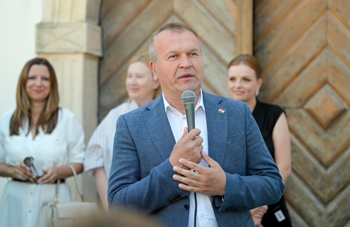 HDZ: “Mi radimo i investiramo, a SDP i Nemožemo! izvode cirkus”