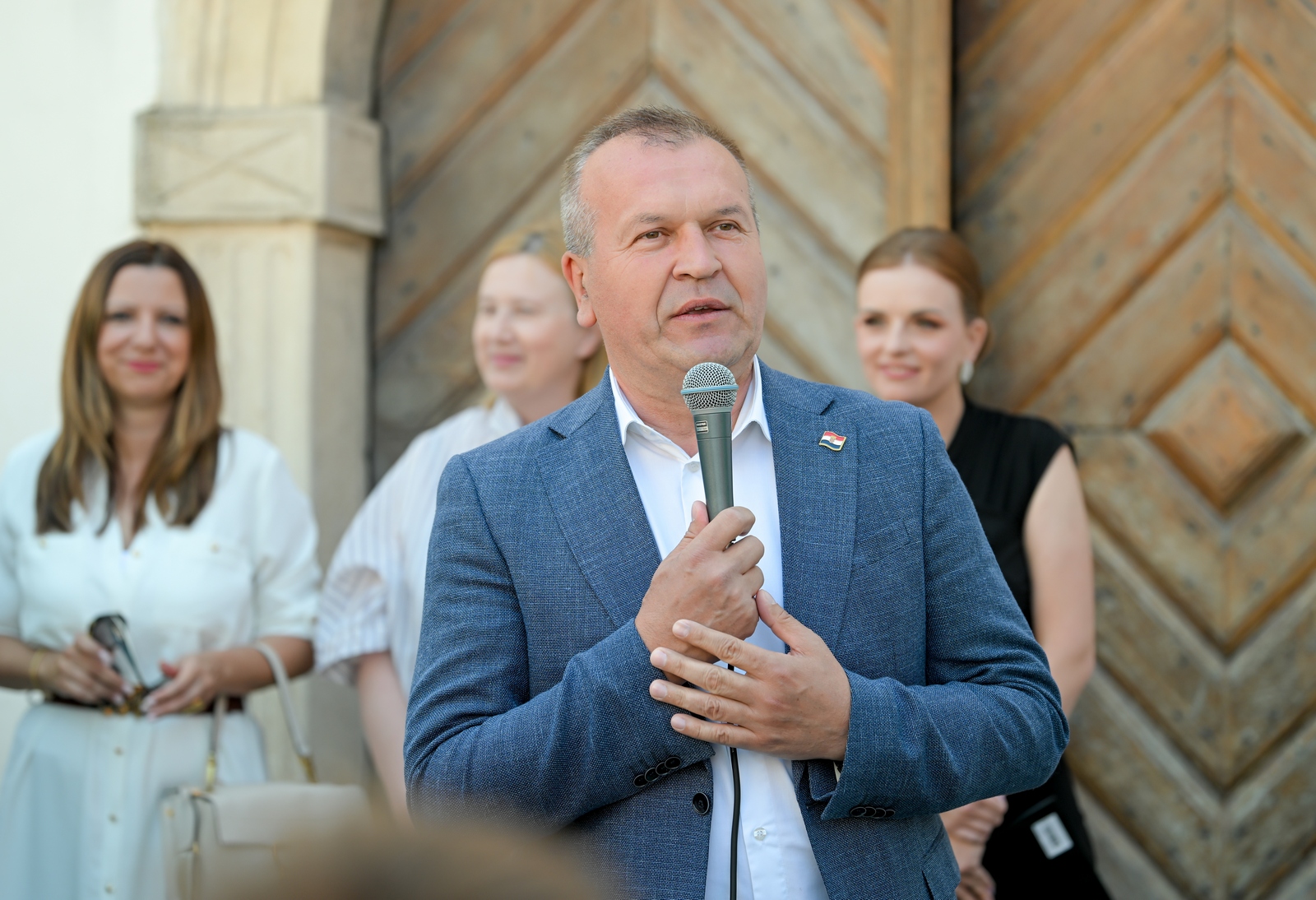 HDZ: “Mi radimo i investiramo, a SDP i Nemožemo! izvode cirkus”