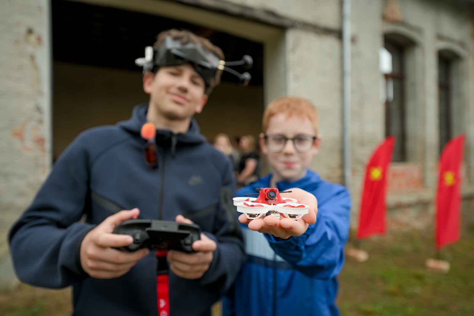 Dronfest ’26: Učenici sedam osnovnih škola Varaždinske županije pokazali vještine upravljanja dronom