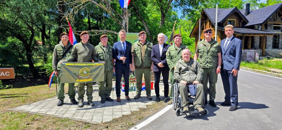 Slatinski Drenovac: Obilježena 34. godišnjica pogibije pripadnika SJP “Rode” Mire Koščaka