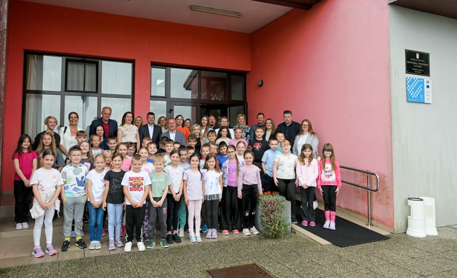 Područna škola Kelemen dobiva novu školsku sportsku dvoranu: Potpisan ugovor za izvođenje radova