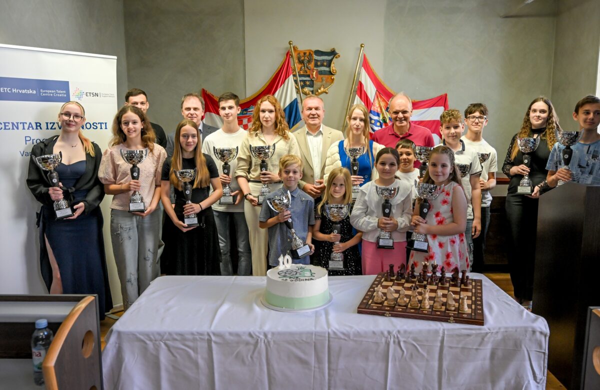 Proglašeni učenici-prvaci u šahu Varaždinske županije, koja ima čak troje državnih prvaka
