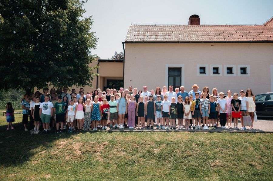 Učenici Područne škole Lovrečan dobivaju novu školsku sportsku dvoranu