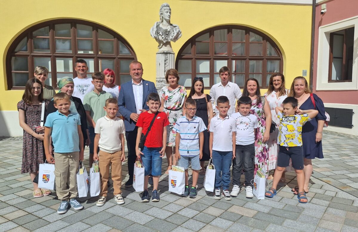 Prijem župana za učenike OŠ Visoko koji su osvojili pet prvih mjesta na državnom natjecanju GlagoMatika  