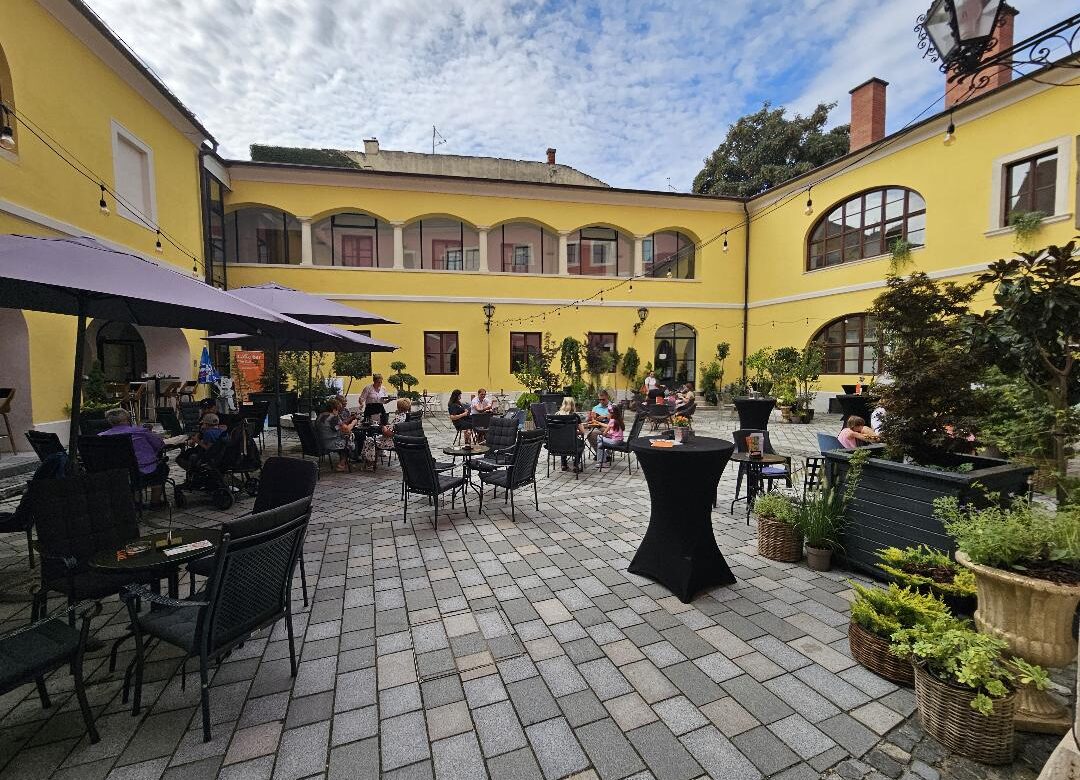Špancirfest u atriju Županijske palače: “Od Varaždina do Pariza s ljubavlju”