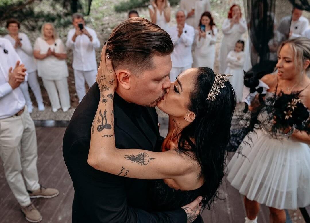 Ema Kerekeš objavila dosad neviđene fotografije sa svojeg vjenčanja