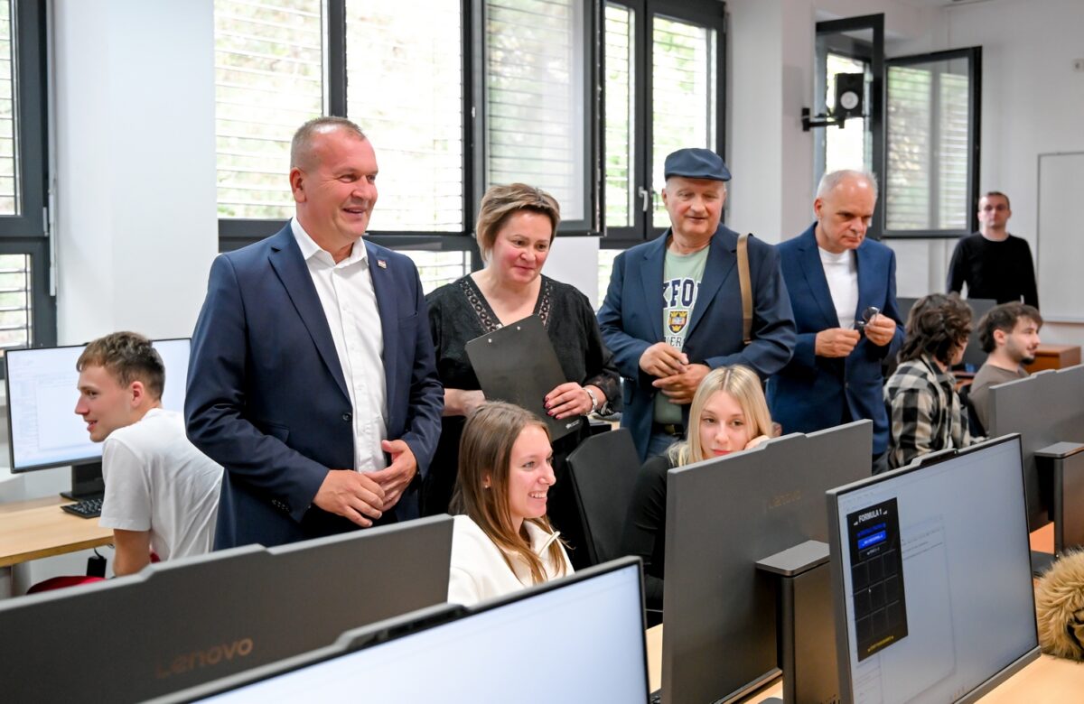 Tehnologija u službi znanja: Druga gimnazija Varaždin dobila suvremenu informatičku učionicu
