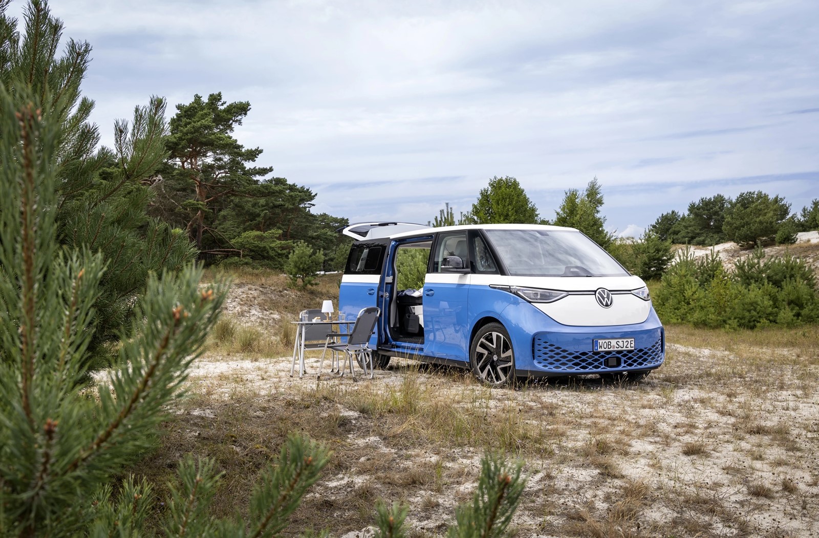 Volkswagen predstavio svoj prvi električni kamper ID. California
