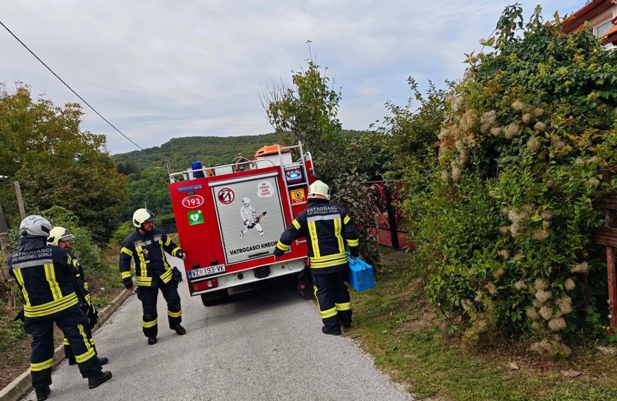 Vatrogasci morali razvaliti vrata: U obiteljskoj kući pronašli preminulu osobu