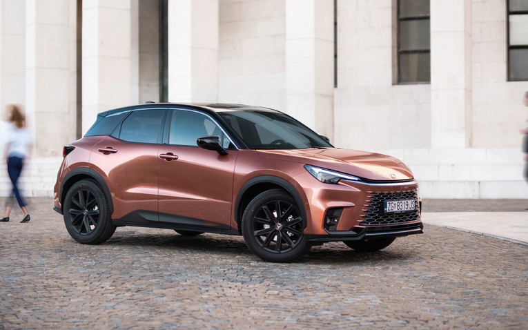 Najmanji Lexus je najveći pogodak marke. Odlično se prodaju i ostali modeli
