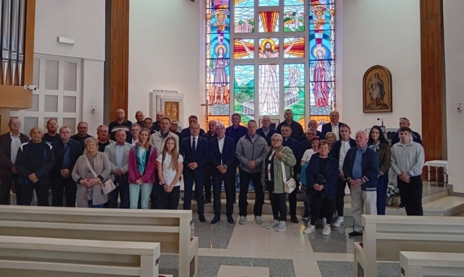 Ponos i sjećanje: Obitelji poginulih dragovoljaca 104. brigade ponovno u Orašju i Vidovicama