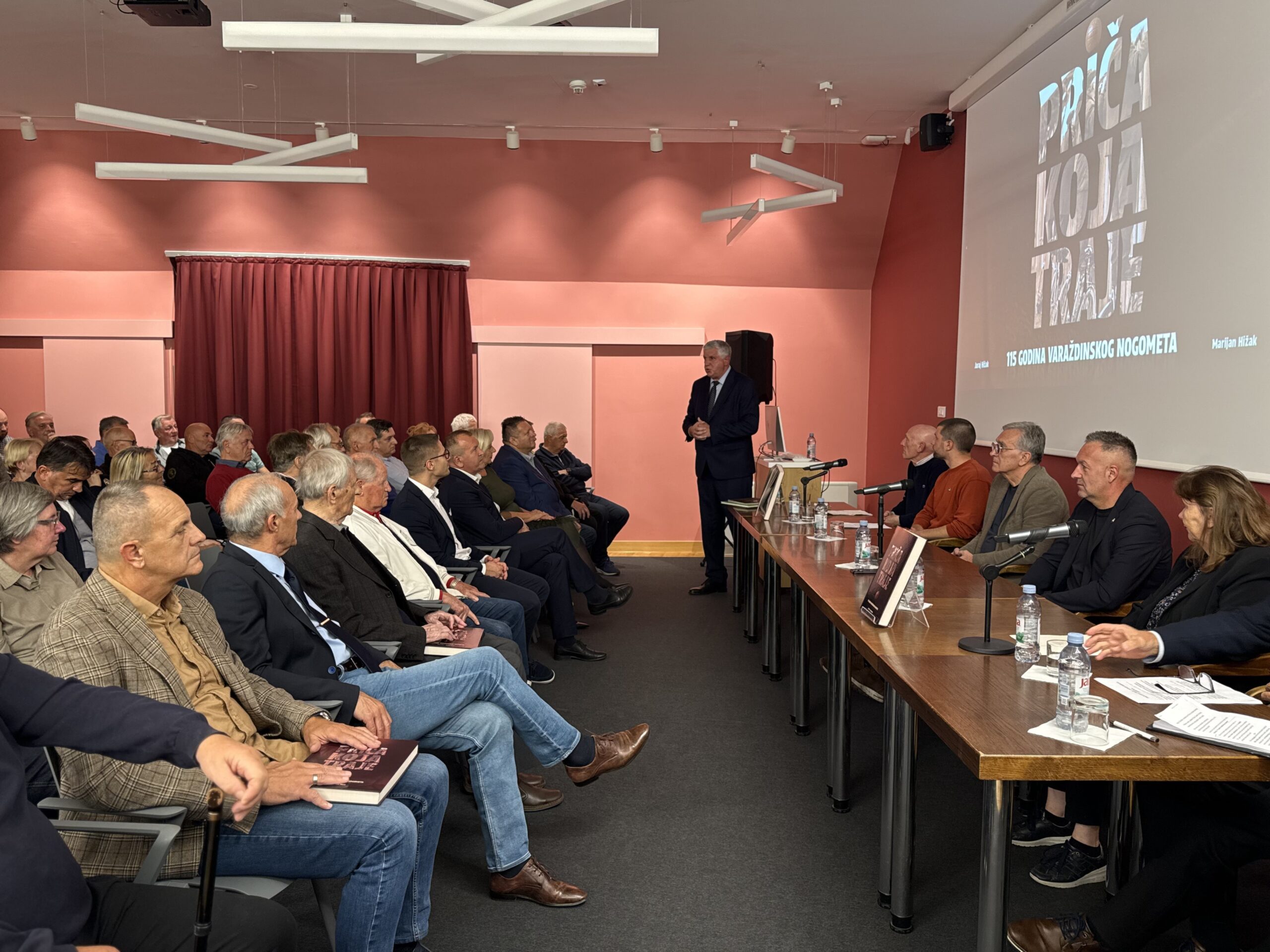Predstavljena knjiga „Priča koja traje – 115 godina varaždinskog nogometa“